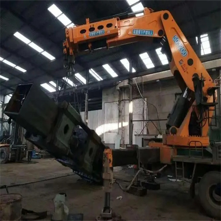 明光折臂吊出租怎么收费