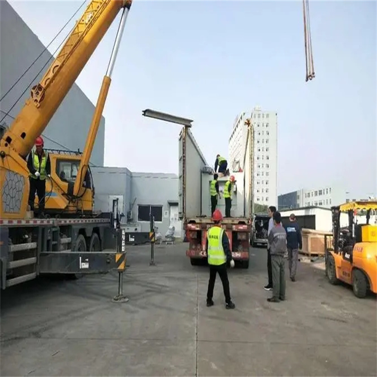 明光如何找到附近的吊车救援服务