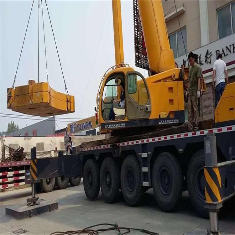 明光当地吊车出租|机器吊装|75吨|工厂搬迁服务